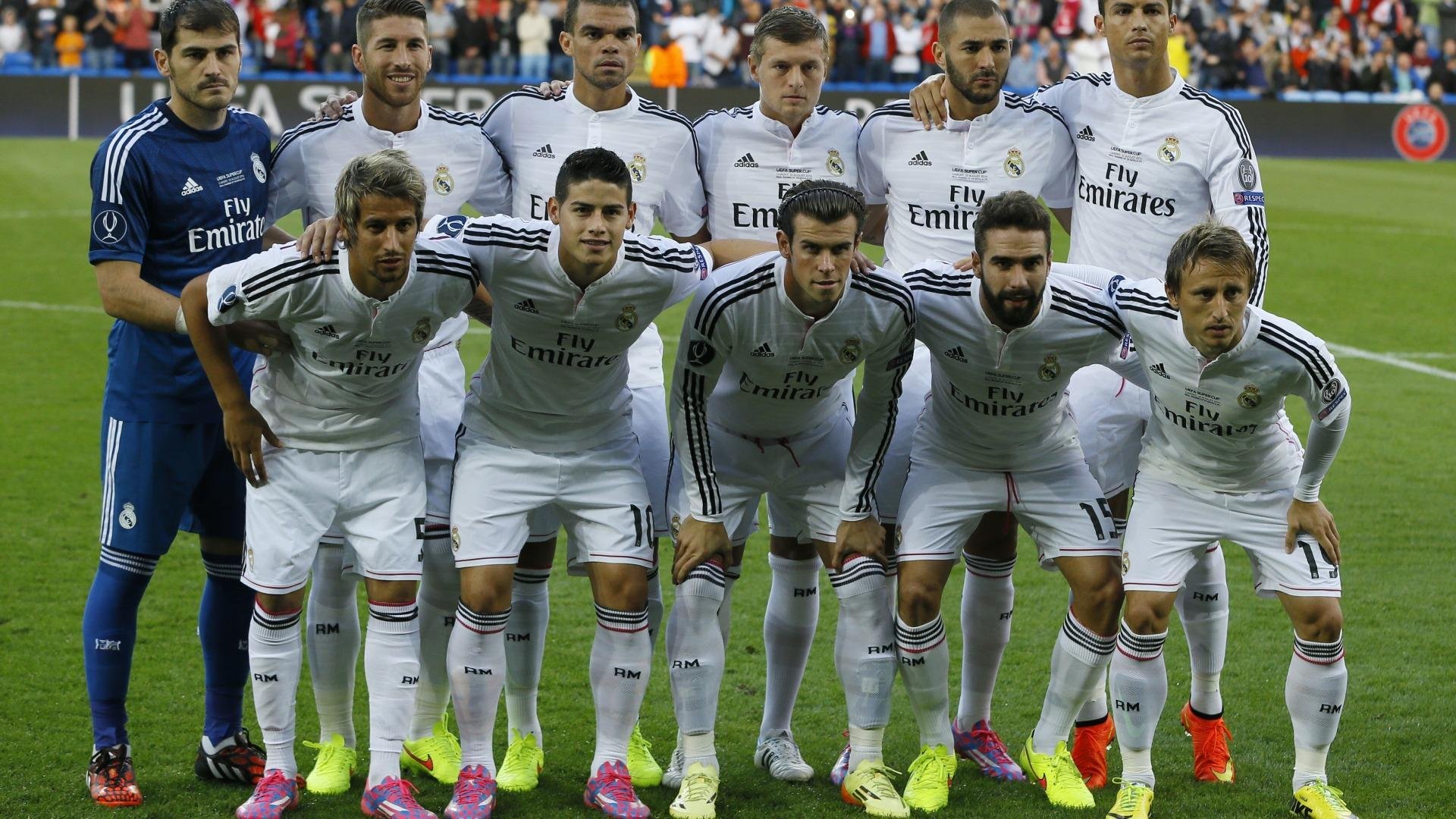 AC米兰客场击败尤文图斯豪取意甲积分榜首，ac米兰胜尤文图斯