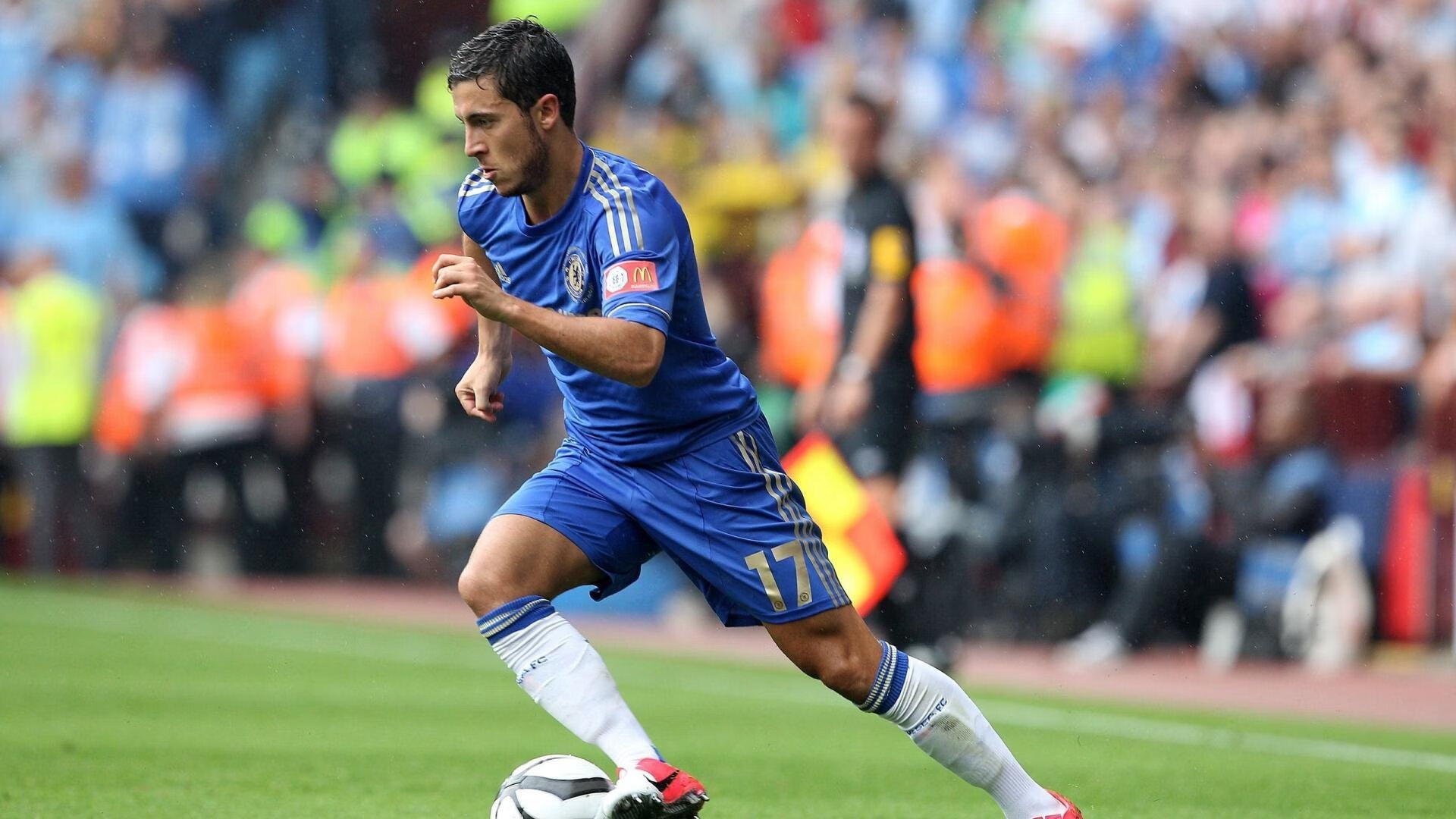 《虚拟职业联赛：电竞行业新型比赛形态探索》，虚拟竞技场