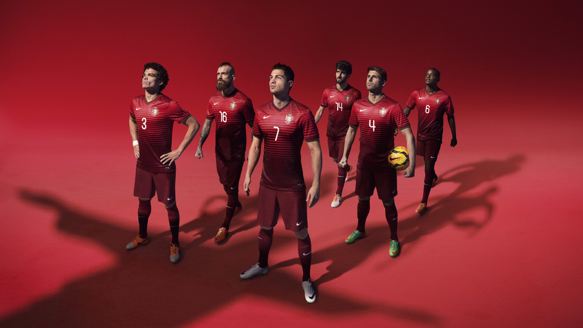 主场作战的球队击败了对手，喜迎胜利，主场作战什么意思