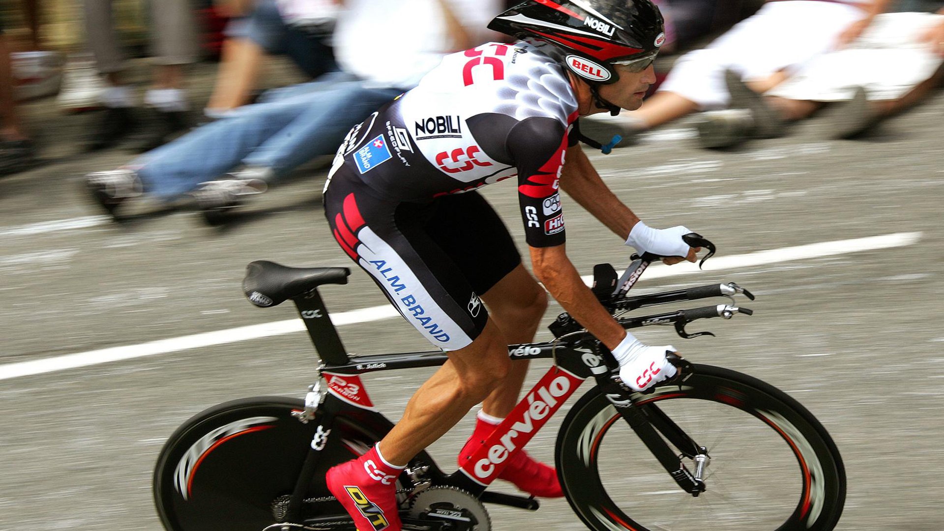 亚洲球队在亚冠联赛中表现出色，亚洲联赛冠军